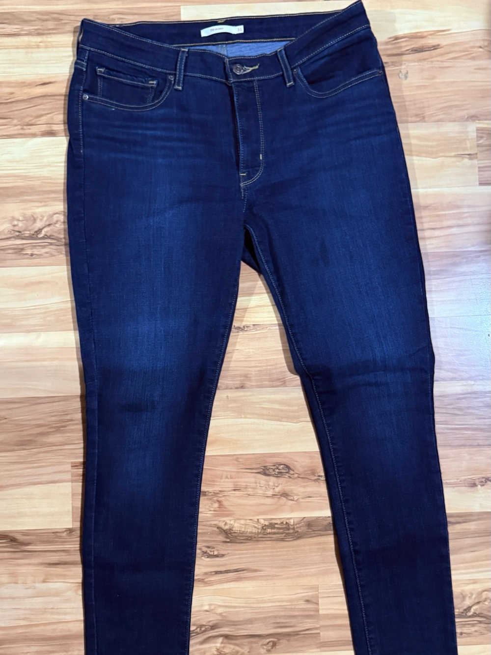 Levi's Women's Dark Blue Skinny Jeans